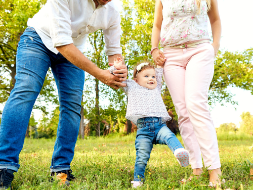 Blog post cover: Balancing Screen Time and Speech Development: Practical Tips for Parents